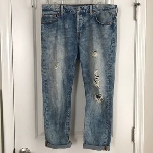 Levi’s 501 CT Distressed Boyfriend Jeans
